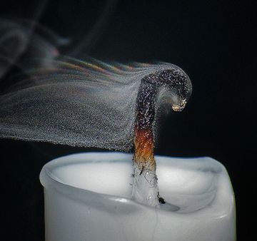 命の終わりを連想するからじゃないですか?