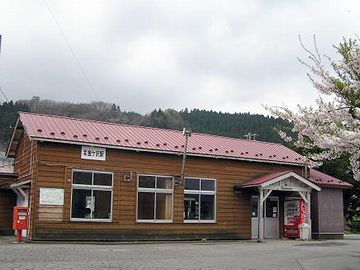 『北金ヶ沢駅』、通過します