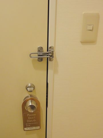 ドアを入った内側