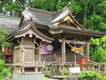 宇奈岐日女神社・社殿