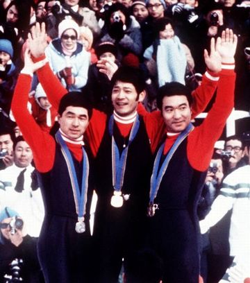 札幌オリンピック『70メートル級純ジャンプ』で、日本勢が金銀銅を独占
