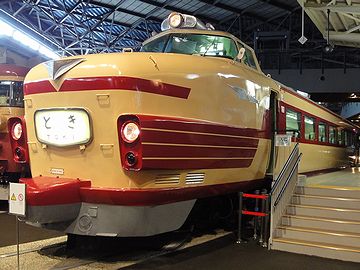 あの顔は、大宮の鉄道博物館で見た『特急とき』そっくりです