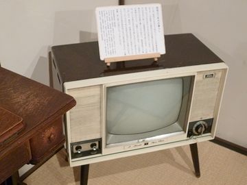 白黒テレビ