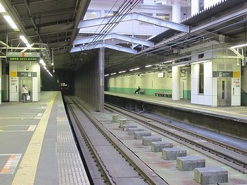 『新小平駅』は地下駅