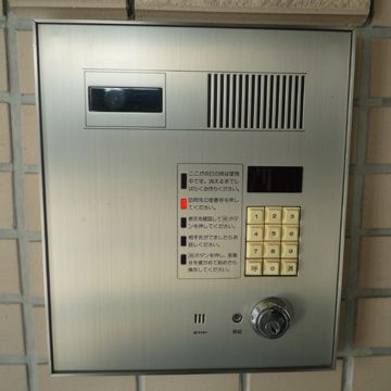 エントランスのオートロックで、ヘルパーさんが入れない