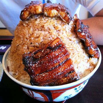 なんですとー