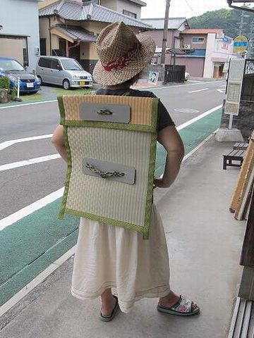 横手ゴザファッション