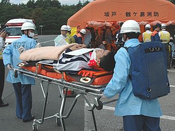 布団に入ってみたんですが、ベッドが動いてる気がして