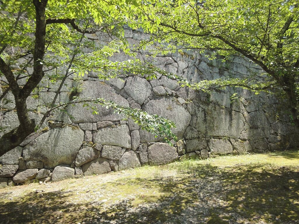 石垣は、さすがに本物だわな