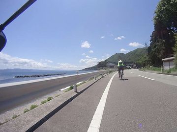 佐渡にある県道45号。路線距離167.2km。日本一長い地方道です。