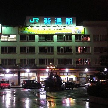 新潟を出るのは、夜中になります