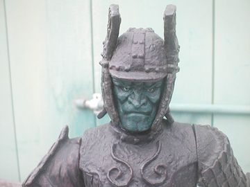 大魔神の兜の両脇