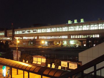 夜の新潟駅