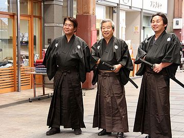 高知の人って、今でもそんなしゃべり方してんの?