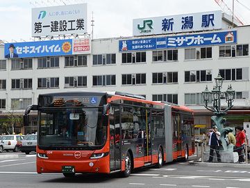 新潟市では、9月5日から連節バス(BRT)の運行が始まりましたが、トラブル続きのようです