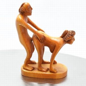 『仏壇返し』という体位