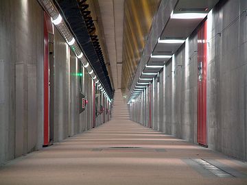 新潟みなとトンネル・歩道トンネル