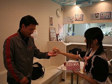 一応受け取って、飲まないでおくという選択肢もあると思いますが