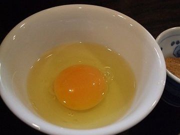 生卵を食べたい人は、どうするんです?