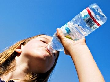 水やお茶では絶対飲めない量
