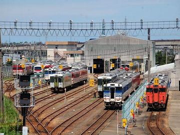 現在の『新津駅』。鉄道の要衝ではあり続けてます。