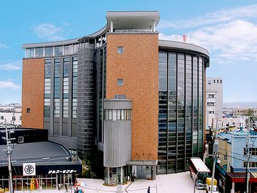 『立佞武多の館』