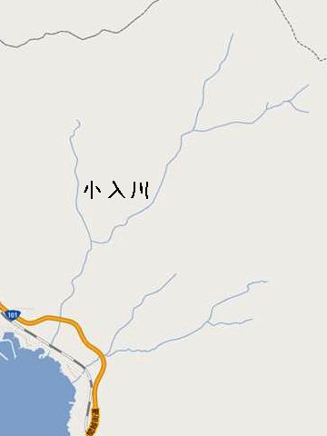 小入川を跨ぐ鉄道は、この五能線だけですから