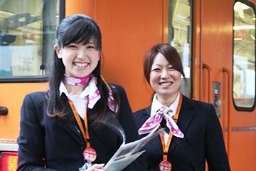 アテンダントさんなら乗ってますけど