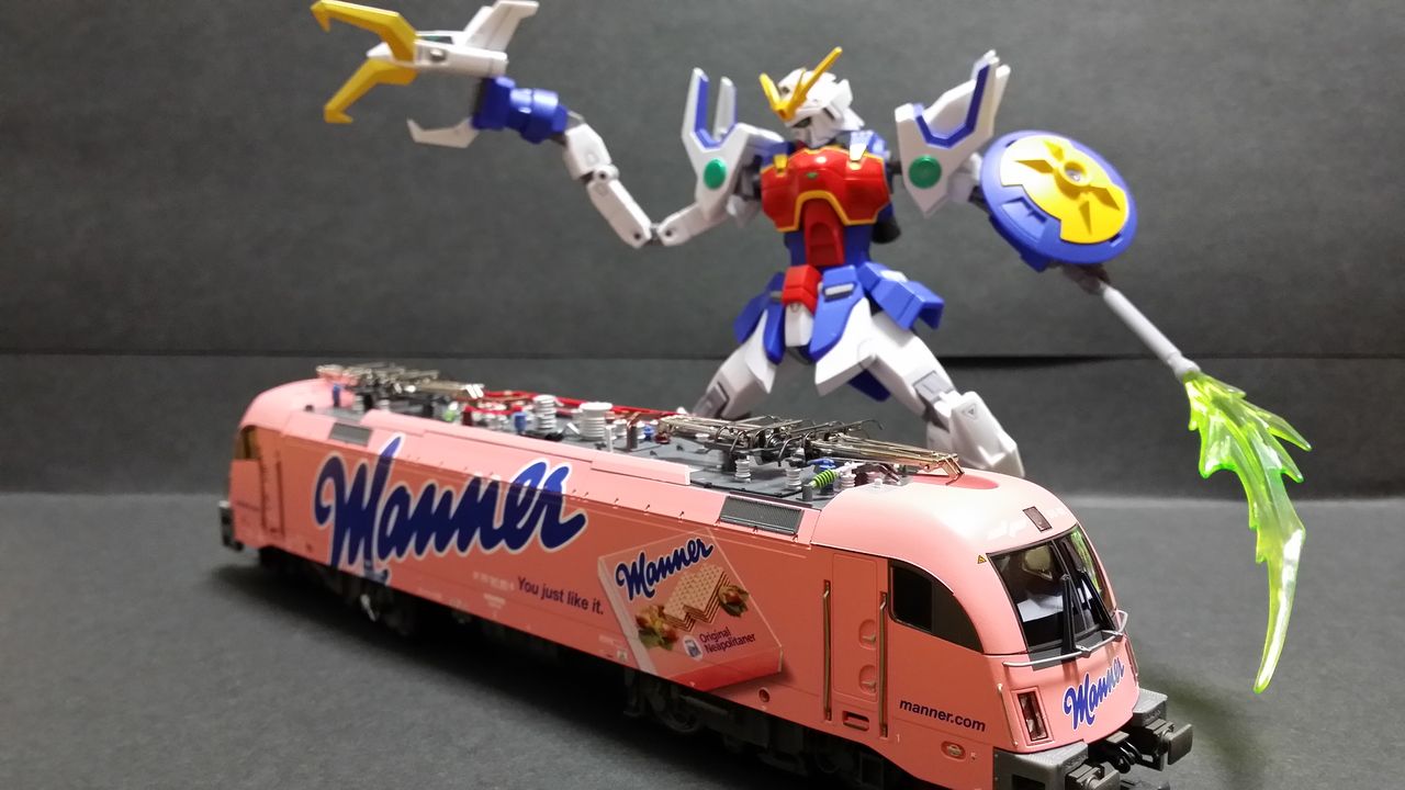 Rocoロコ HOゲージ 鉄道模型(Manner) : かっこいいポーズで Rocoロコ HOゲージ 鉄道模型(Manner) : かっこいいポーズで