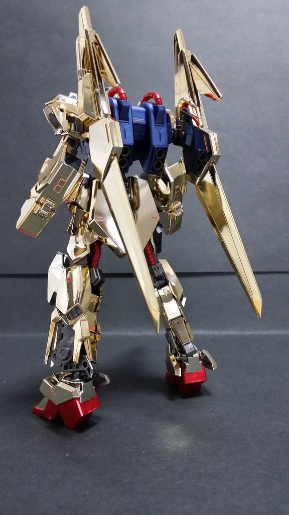 HGBF 煌式(ギラシキ) 完成編 : かっこいいポーズで撮りたい