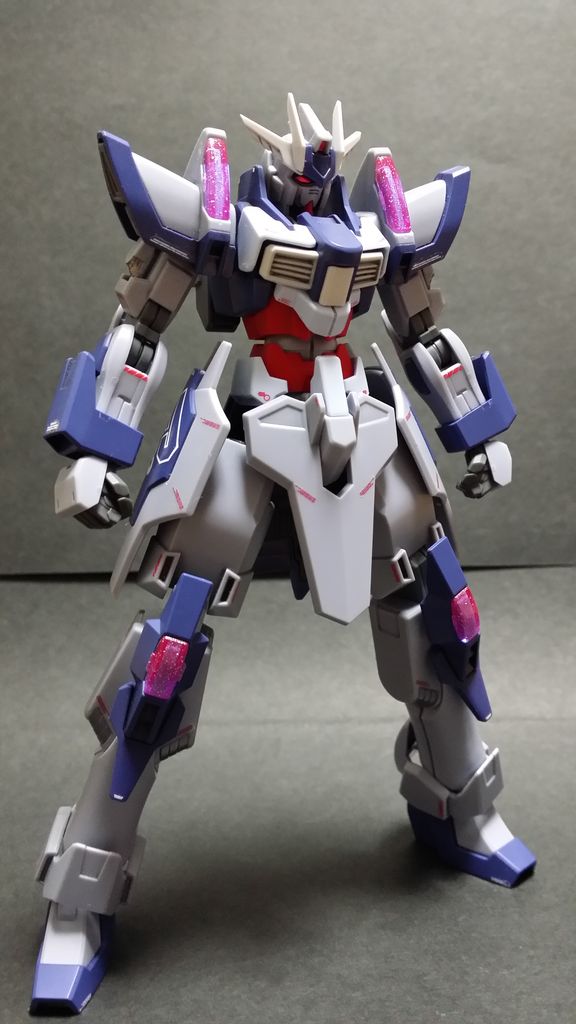 Hgbf ディナイアルガンダム 完成編 かっこいいポーズで撮りたい