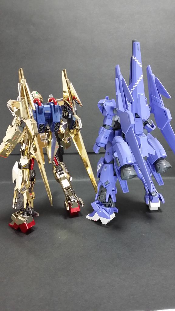 HGBF 煌式(ギラシキ) 完成編 : かっこいいポーズで撮りたい HGBF 煌式(ギラシキ) 完成編 : かっこいいポーズで撮りたい