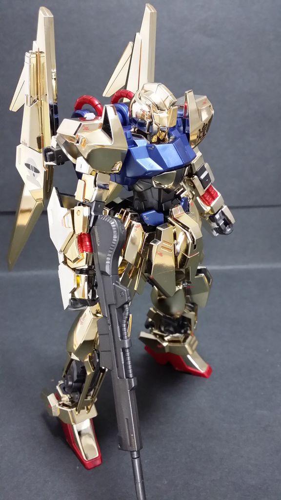 HGBF 煌式(ギラシキ) 完成編 : かっこいいポーズで撮りたい