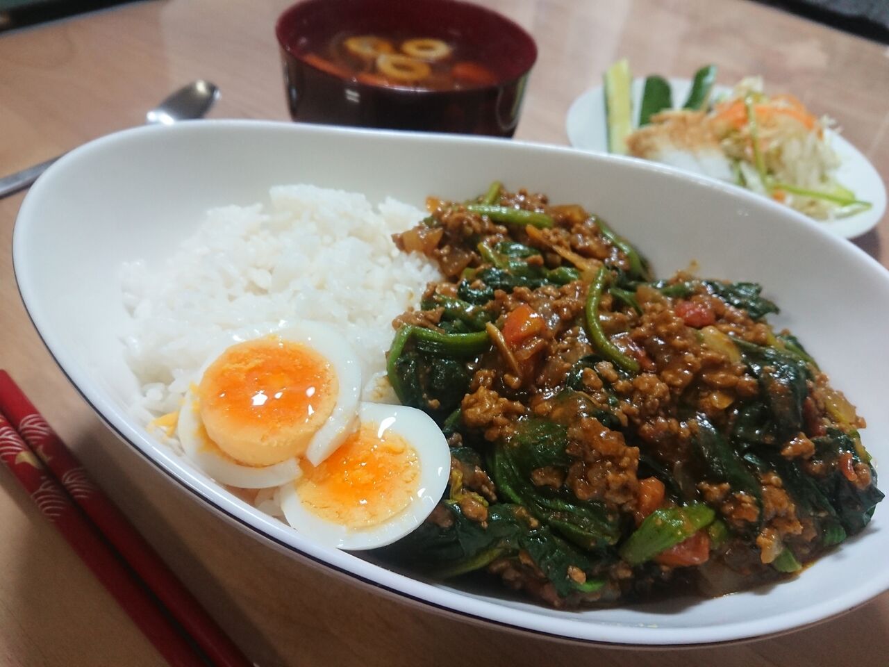 今日の夜ごはん 丼12 キーマカレー 先生は特撮がお好き 今日の夜ごはん 丼12 キーマカレー 先生は特撮がお好き