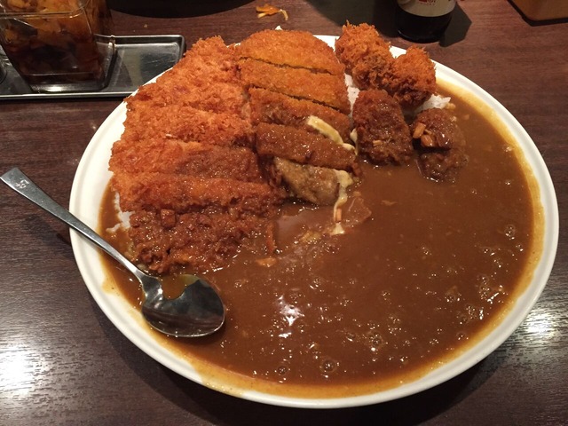 チェーン店 ココイチ ライス 量 比較 1000 4000円 奨学金で飯を喰らうマン