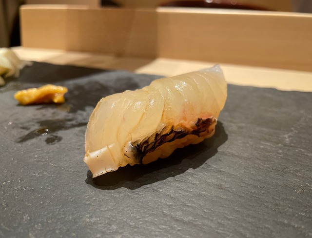 千代田区 まんてん鮨 まんてんのおまかせ 3300円 奨学金で飯を喰らうマン 千代田区 まんてん鮨 まんてんのおまかせ 3300円 奨学金で飯を喰らうマン