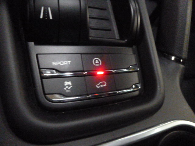 ポルシェ ９５８カイエン アイドリングストップラストモード シートベルト警告音キャンセルなど施工 株式会社小田オートの車屋日記