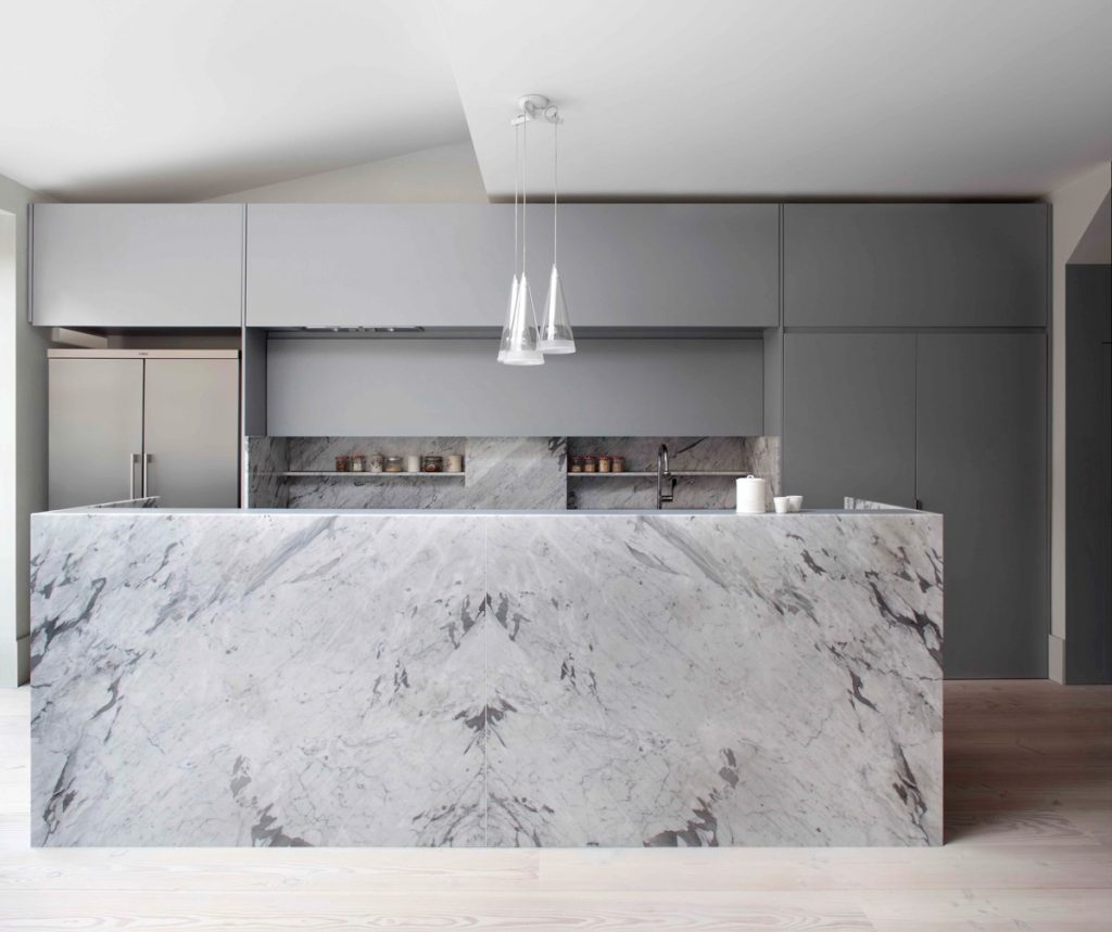 thiết kế nhà bếp đẹp với đá marble.
