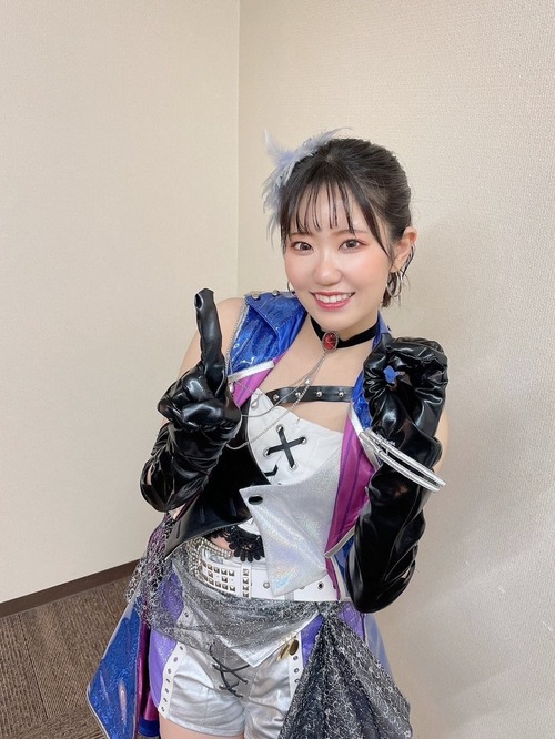 【画像】声優の東山奈央さん、なんだかカワイクなる