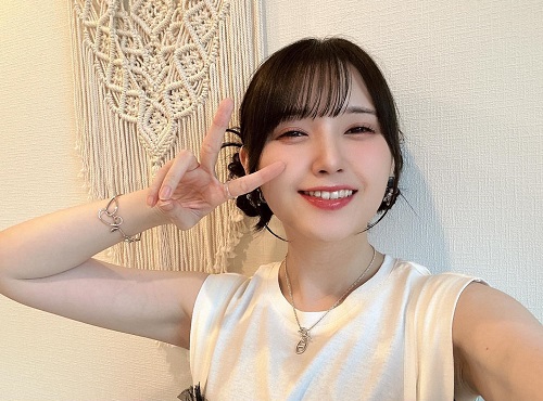 【画像】声優・鬼頭明里さん、黒髪になり更に可愛くなるｗｗｗ