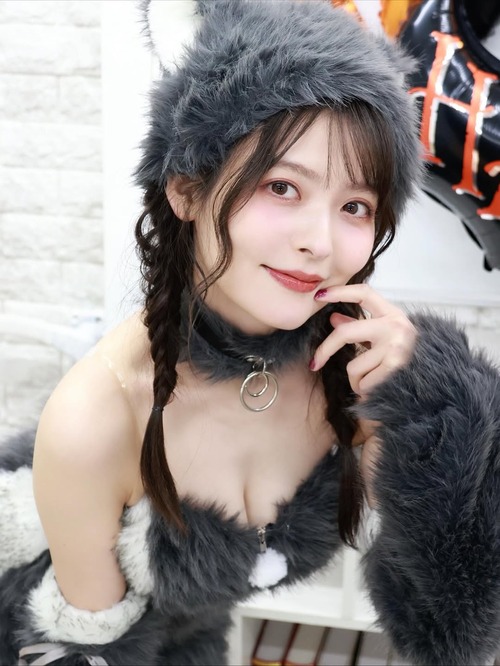 【画像】声優・上坂すみれさん、ハロウィンでどえらいコスプレをしてしまうwwww