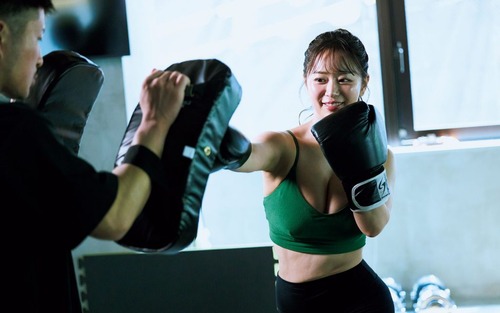 【朗報】声優の井口裕香さん、谷間丸出しでボクシングするｗｗｗｗ