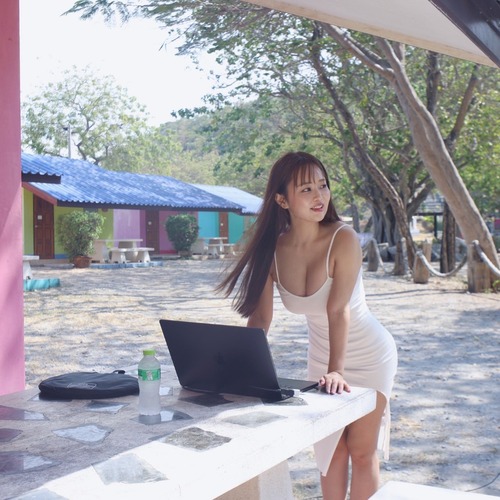 声優・井口裕香さん、谷間をインスタ投稿しまたなんG民をシコらせにくる