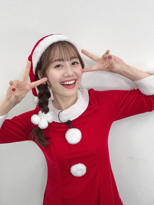【画像】人気声優の伊藤美来さん、エチエチサンタ衣装を披露！！！