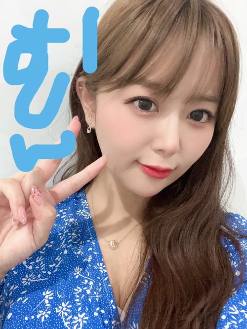 【朗報】美人声優の井口裕香さんインスタライブで久々の谷間祭り