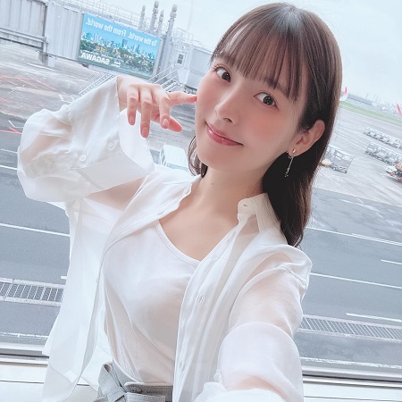 上坂すみれさん「谷間みてぇ~ん💕💕💕」