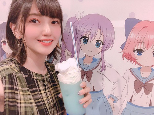 【画像】声優・鬼頭明里さん、お茶だけのつもりがいそべ餅にも手を出すｗｗｗ