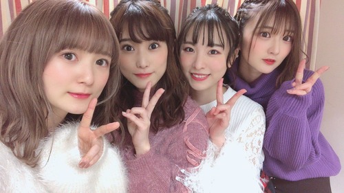 【画像】声優ユニット「ましゅれいまっしゅ!」の50パーセント以上が脱いでるという事実