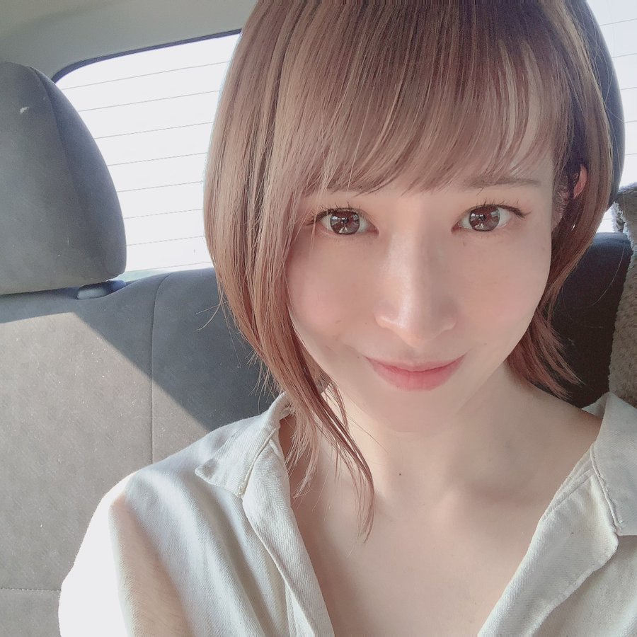 声優・名塚佳織(37)「こんなおばさんでいいの・・・？」