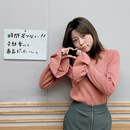 【画像】声優・水瀬いのり、ドヤ顔でハートマークを作る